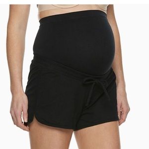 Maternity lounge shorts